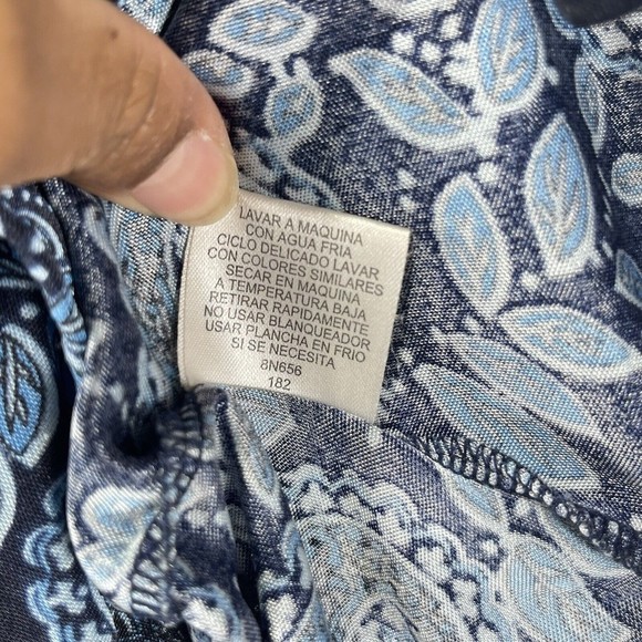 Derek Heart Womens Shirt M Blue Paisley Button Up Long Sleeve Polyester Retro - Picture 12 of 14